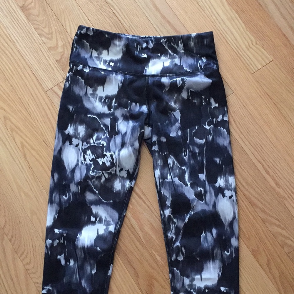 🍃90 Degree cropped leggings
